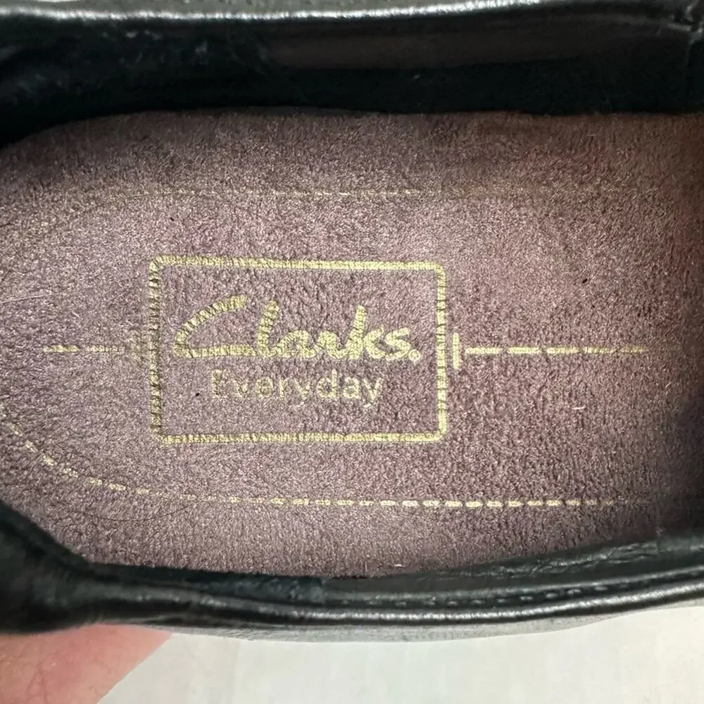 Clarks Sugar Charm Bootie Style Pump Shoe Heels Black Leather Size 7